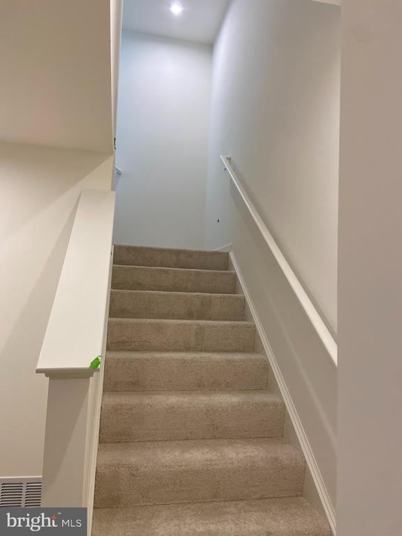 Building Photo - 255 Clifton Mnr