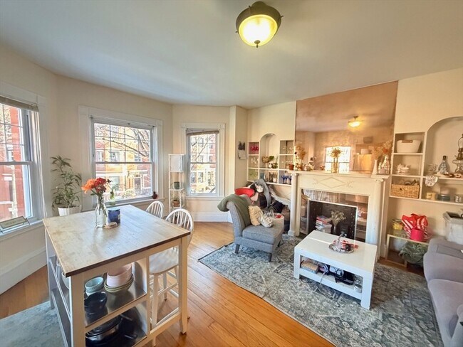 Foto del edificio - 2 Symphony Rd