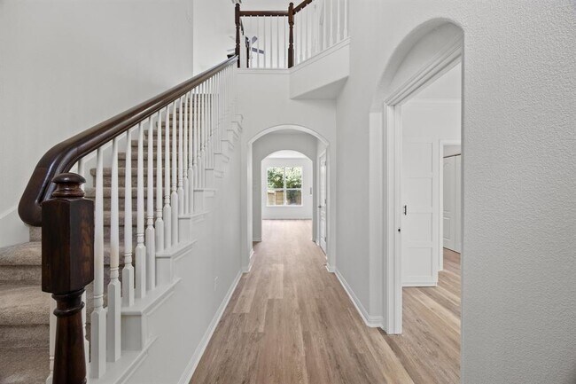 Foto del edificio - 3103 Cashell Wood Dr