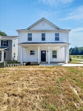 Building Photo - 214 S Pinchback Ave