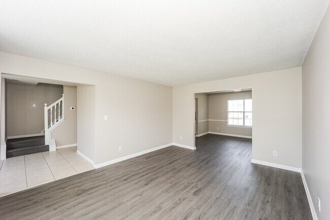 Foto del edificio - 3474 Clifton Farm Dr
