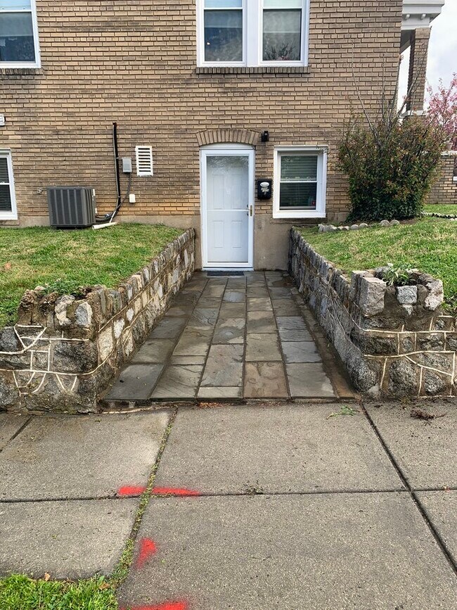 Foto del edificio - 4500 13th St NW