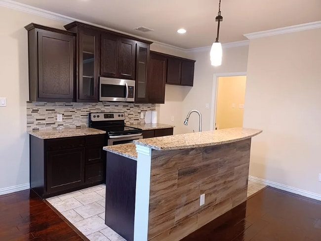 Foto del edificio - 326 Austin Ave