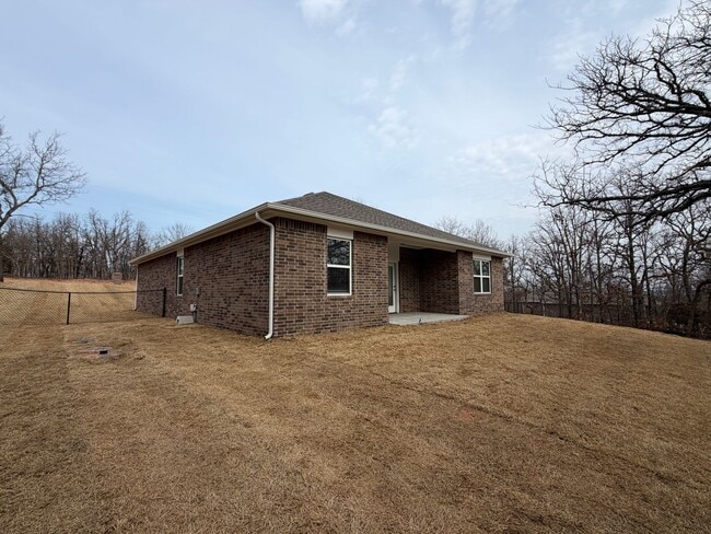 Building Photo - New Construction 3 Bedroom, 2 Bathroom on 1.43 Acre Wooded Lot!