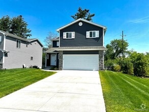 Building Photo - 5372 Rural Terrace