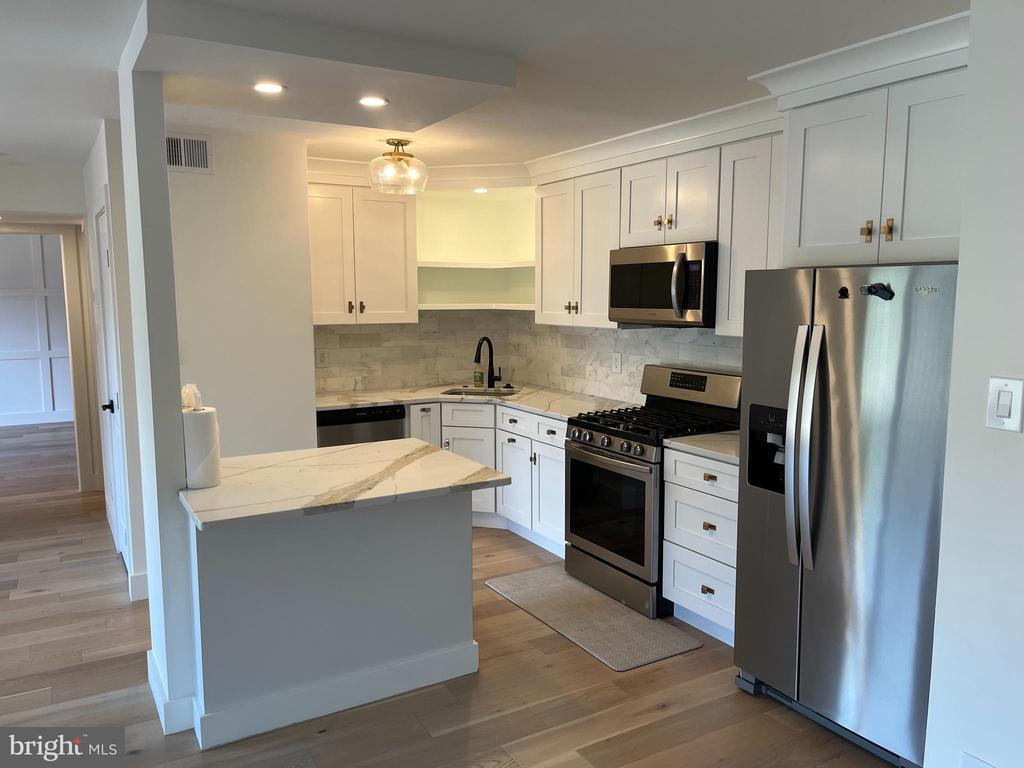 Foto principal - 125 Clubhouse Dr SW