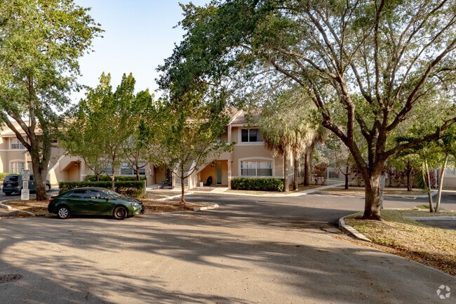 Building Photo - Coral Village Condominiums