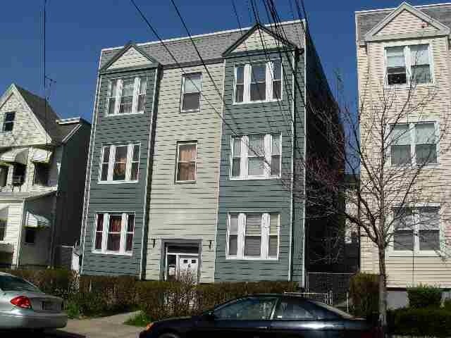 Building Photo - 8 Sheffield Ave