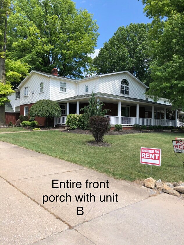 180 E Duquesne St, Columbiana, OH 44408 Townhome Rentals in