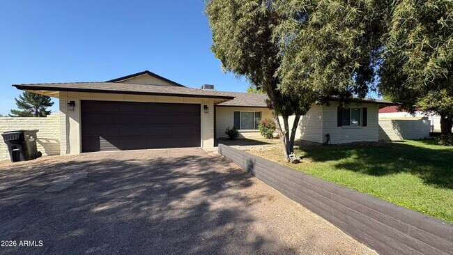 Foto del edificio - 4422 W Greenway Rd