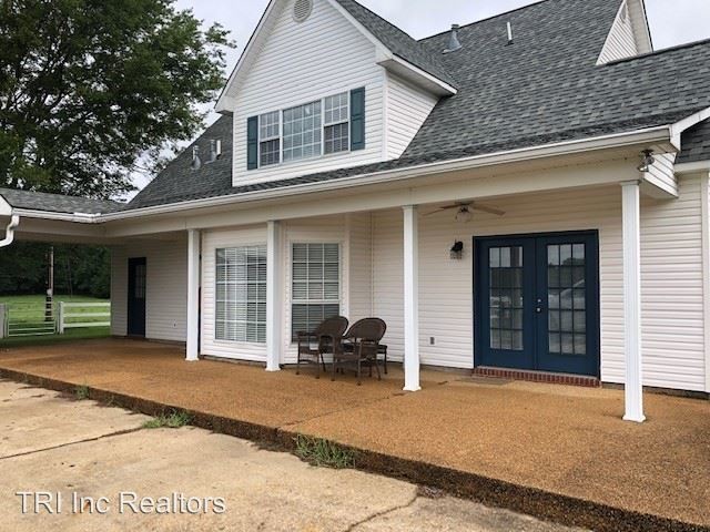 Building Photo - 3 br, 2.5 bath House - 1340 Red Oak Road