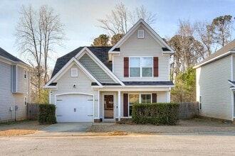 Building Photo - 703 Sycamore Ct