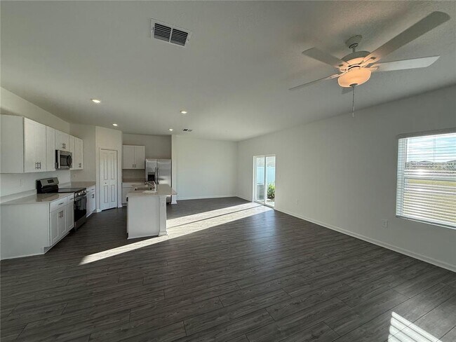 Foto del edificio - 8485 SW 41st Cir