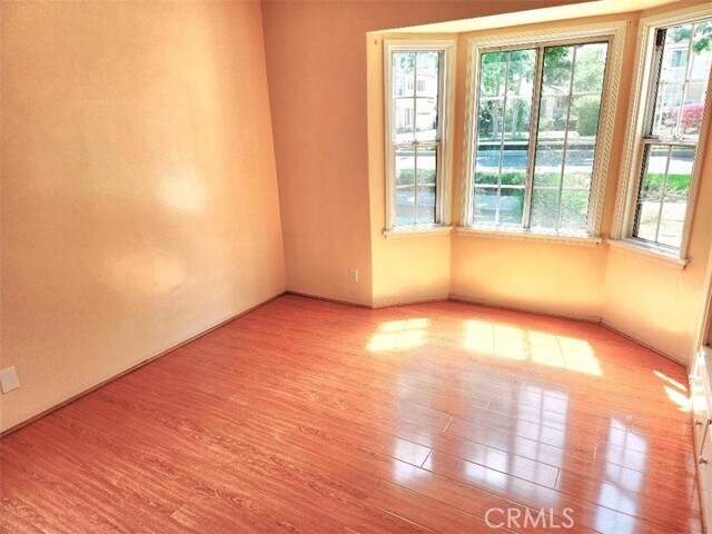 Building Photo - 6202 Rosemead Blvd