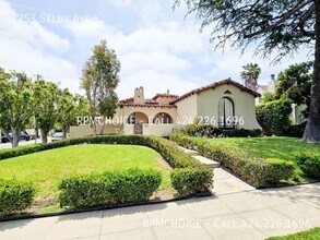 Building Photo - 2253 Selby Ave