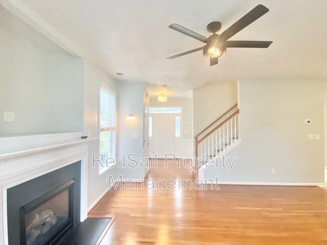 Building Photo - 13207 Harbor Dr