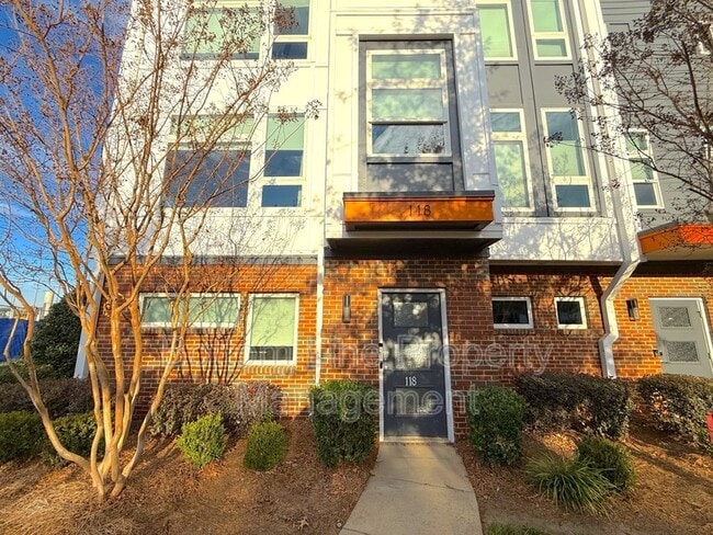 Photo - 118 W Poindexter Dr Townhome
