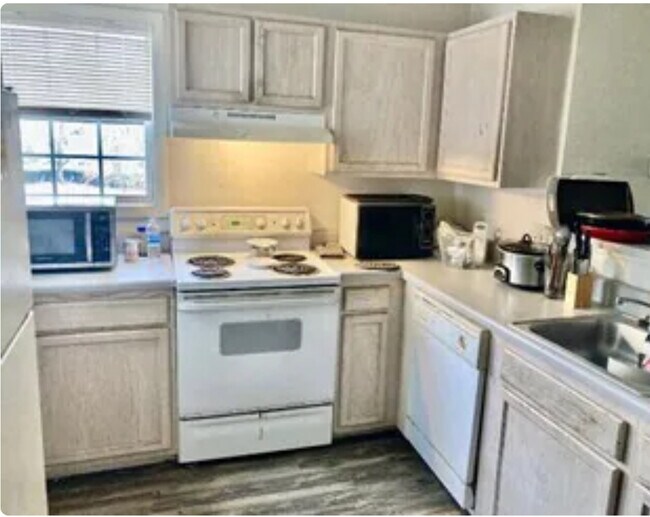 Building Photo - 3710 Pardue Woods Pl