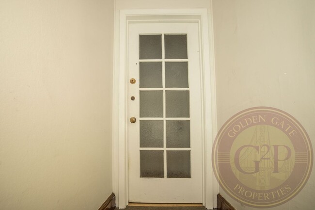 Foto del edificio - Cole Valley - 2 BR, 1 BA Condo 766 Sq. Ft....