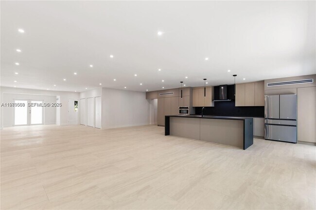 Foto del edificio - 2251 SW 20th St