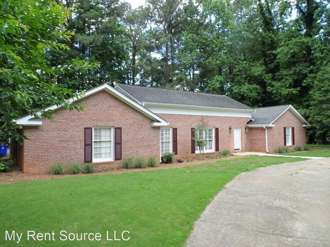 Foto principal - 3 br, 2 bath House - 14 Woodland Trail