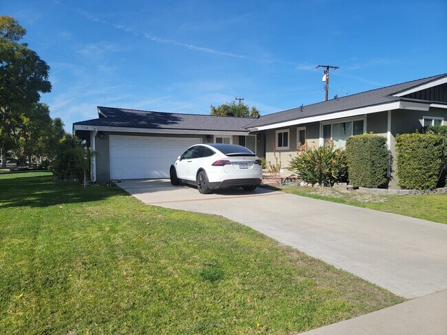 Foto del edificio - 713 S Meade Ave