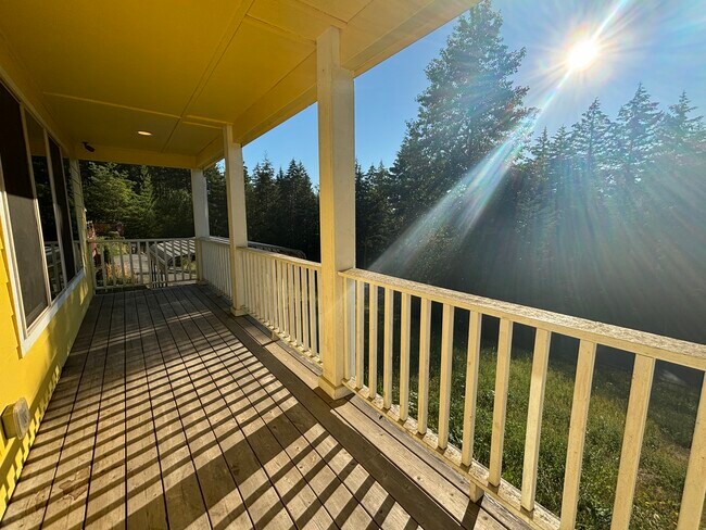 Building Photo - 4543 E Rasor Rd