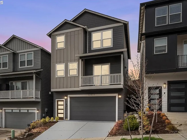 Building Photo - Modern Comfort Meets Convenience in Happy ...