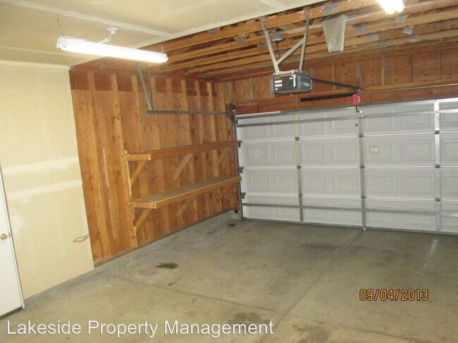 Foto del edificio - 3 br, 2 bath House - 1050 W Springfield Drive