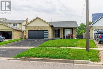 Building Photo - 326 Prince of Wales Dr