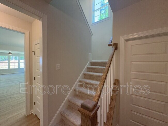 Foto del edificio - 135 Little Gem Ln
