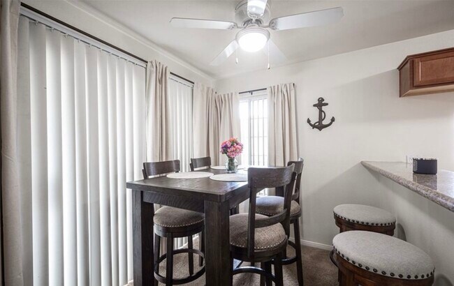 Foto del edificio - 2110 Sealion Dr