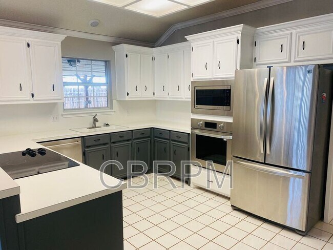 Foto del edificio - 6022 78th St