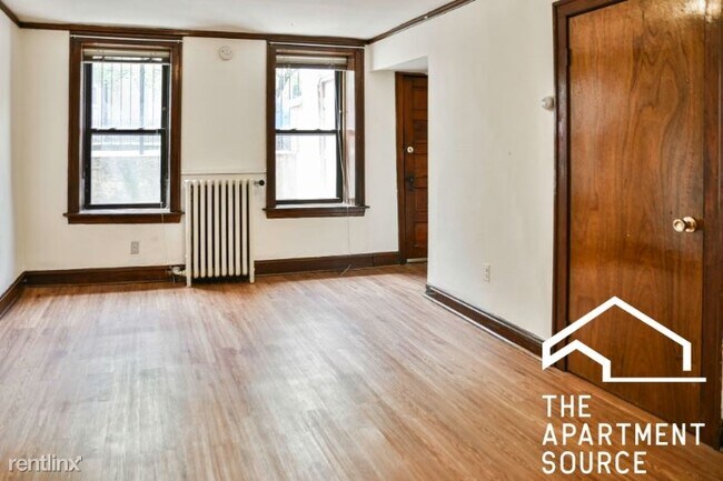 Building Photo - 2217 N Hoyne Ave