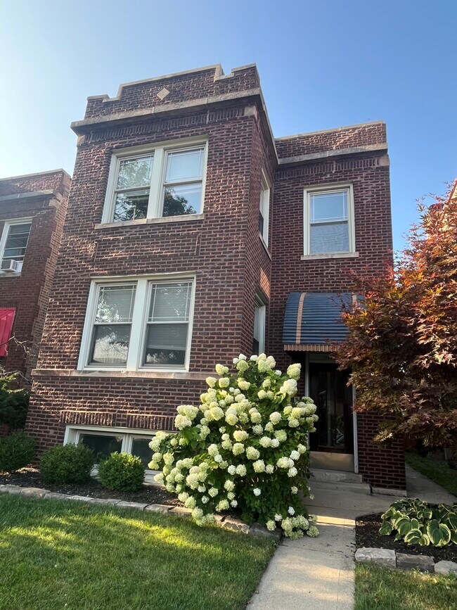 Building Photo - 7643 Jackson Blvd