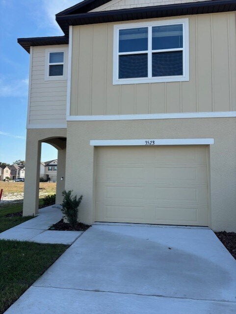 Building Photo - 3511 Eagles Xing Wy