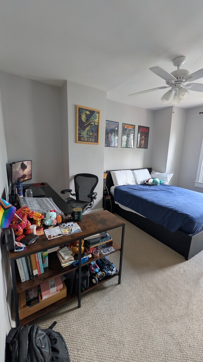 Foto del edificio - 1429 G St NE
