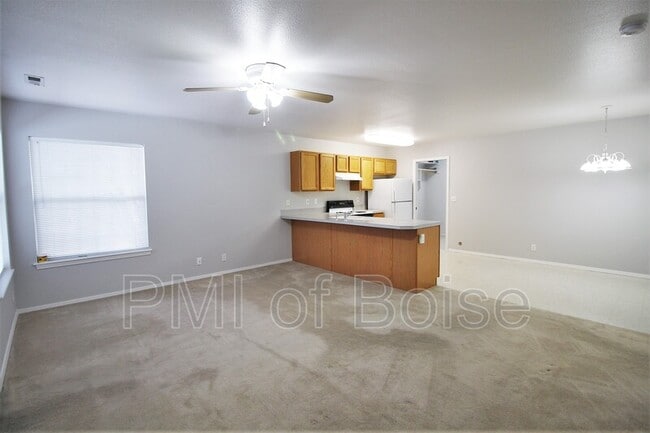 Building Photo - 8931 W Irving St