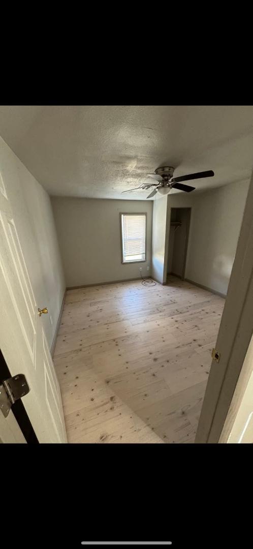 Foto del edificio - 702 E 2nd St