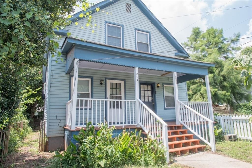 Primary Photo - 243 Berean Ave SE