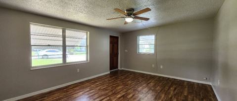 Building Photo - 106 Lantern Ln