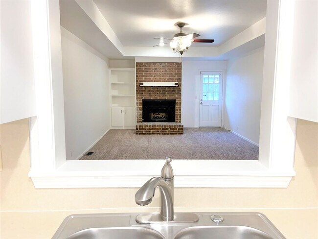 Foto del edificio - 7144 NW 116th St