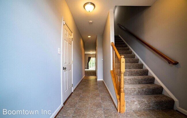 Building Photo - 3 br, 3 bath House - 611 Amberfield Road
