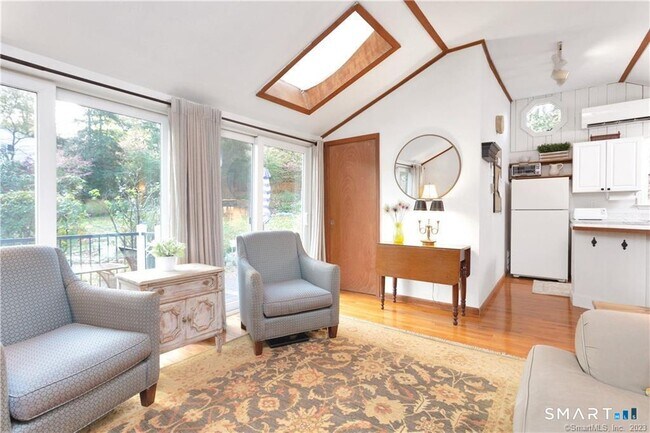 Foto del edificio - 1 Ridgewood Ln