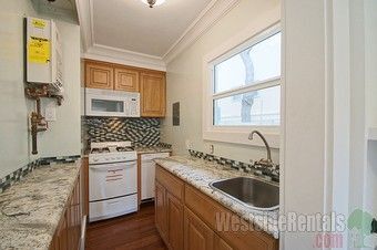 Building Photo - 246 Ashland Ave