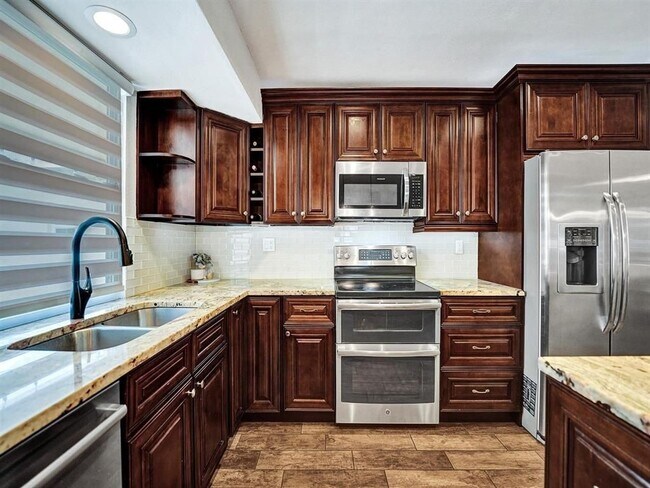 Foto del edificio - 4960 SW 89th Ave