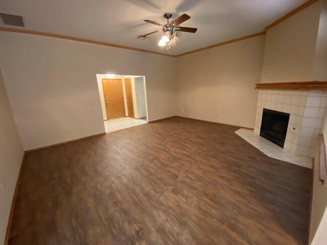 Foto del edificio - 533 NW 174th St