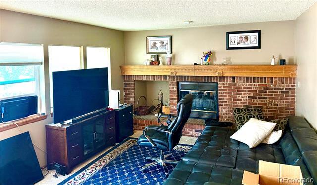 Foto del edificio - 8909 Alpine Valley Dr