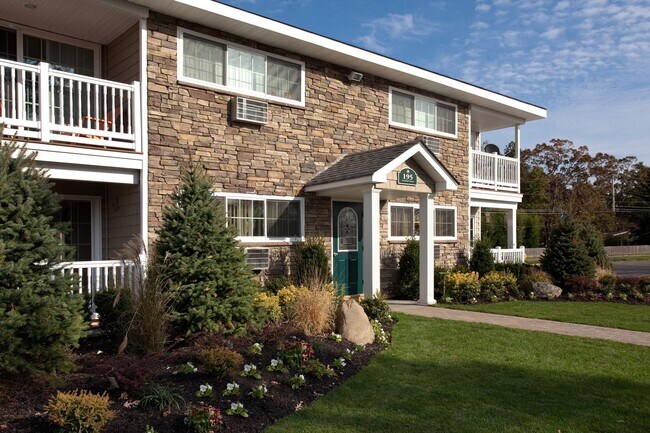 Foto del edificio - 231 Lakeland Ave