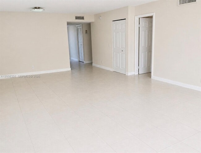 Foto del edificio - 405 Lakeview Dr